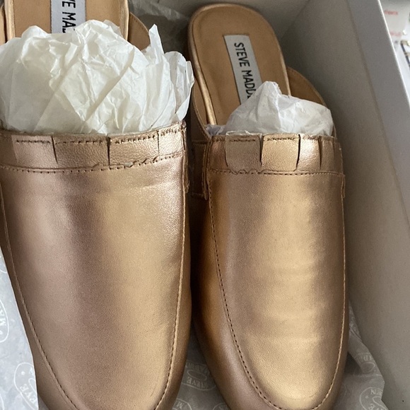 𝅺STEVE Madden Women's Kandi Slip-On Loafer, Rose Gold, size 7 - Picture 3 of 4